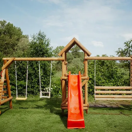 Natura Vendeghaz 度假居 Abaujvar