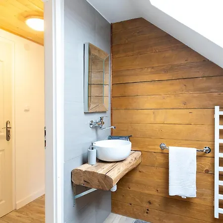 Natura Vendeghaz 度假居