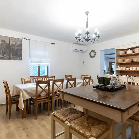 Natura Vendeghaz 度假居