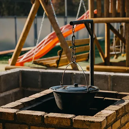 Natura Vendeghaz 度假居 Abaujvar